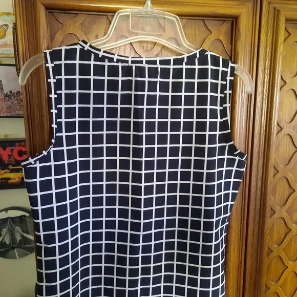 3/$15 Soda Pop Checkered Printed Tank Blouse - White/Black Size XS - Picture 9 of 16